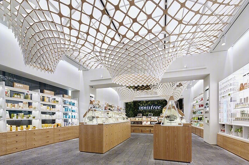 韩国悦诗风吟旗舰店丨纽约工作室SOFTlab-22