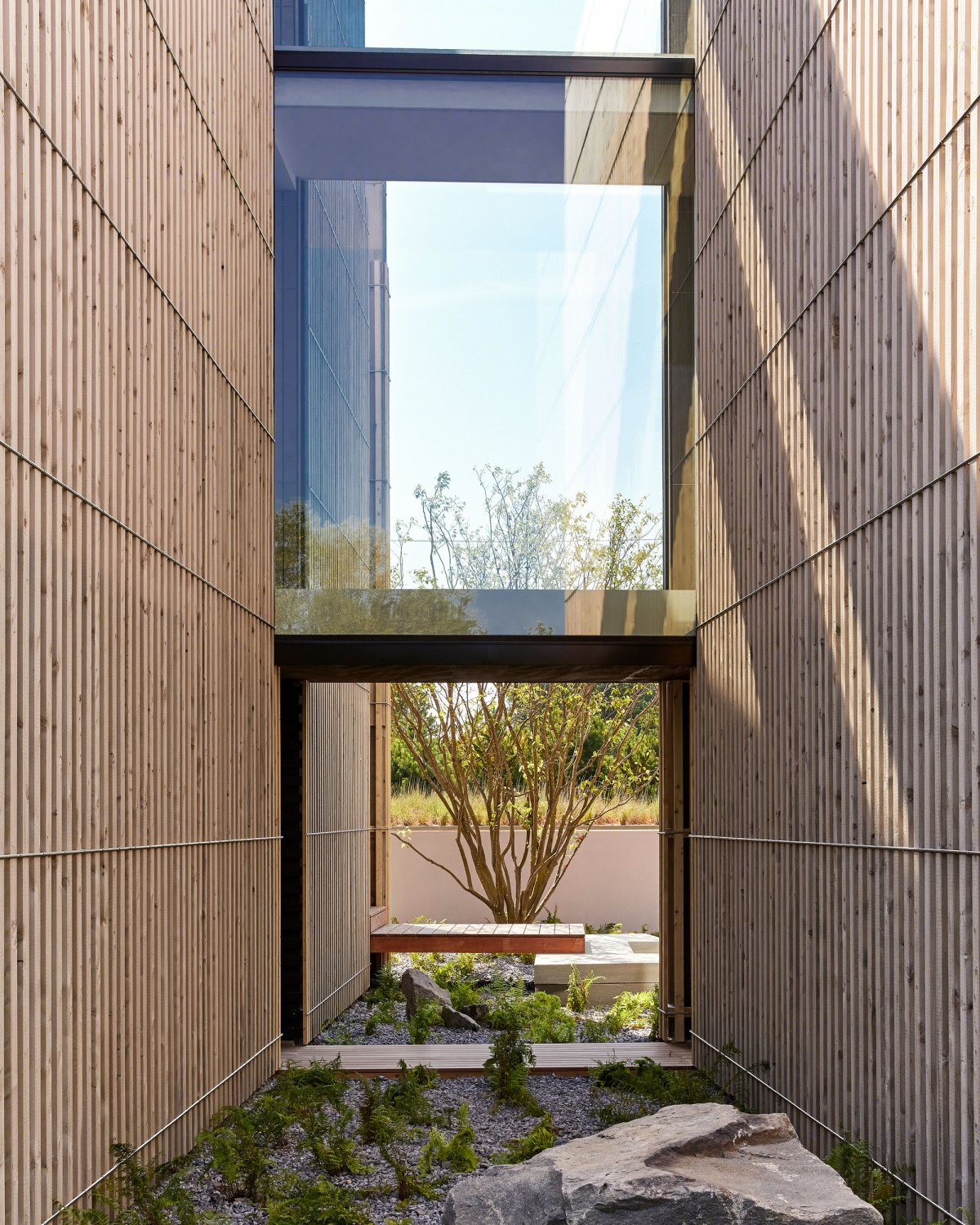 Kiht Han House | 美国设计师打造的水岸共生住宅-5