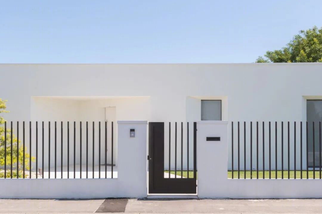 意大利 Casa Ora 泳池庭院大宅，极简设计展现生活品质-11
