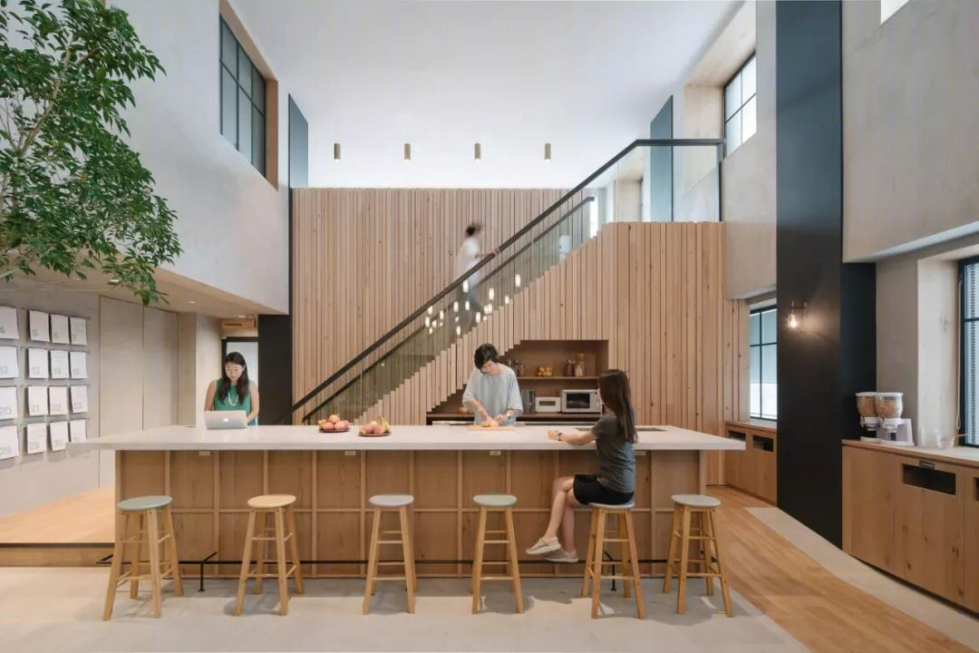 东京 Airbnb 办公室 | 融入大自然的宁静工作空间-0