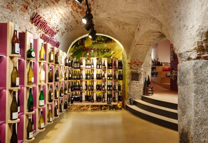 意大利布鲁内科 Harpf 饮品店丨monovolume-33