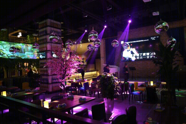 冯江国打造的新华书店同幢 4 楼 3D 餐厅设计-43