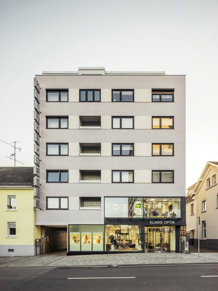 德国 Klinke Optik 眼镜店——STLH 建筑事务所打造现代商业空间-20