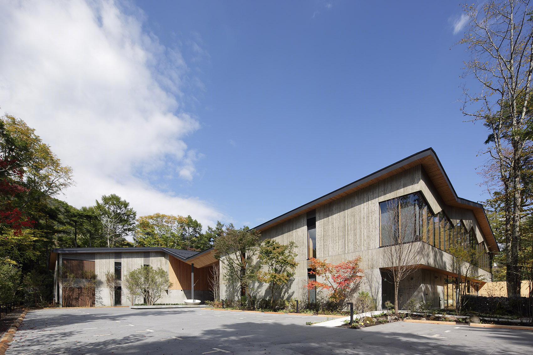 旧轻井泽Regina Resort酒店丨日本长野丨户田芳树风景计画-3