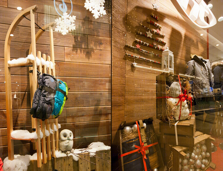 匈牙利 Heavy Tools 服装店-21