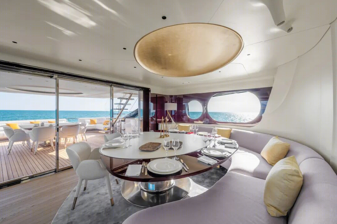 Azimut Grande Trideck · 三甲板超级游艇丨意大利丨Alberto Mancini 游艇设计公司-32