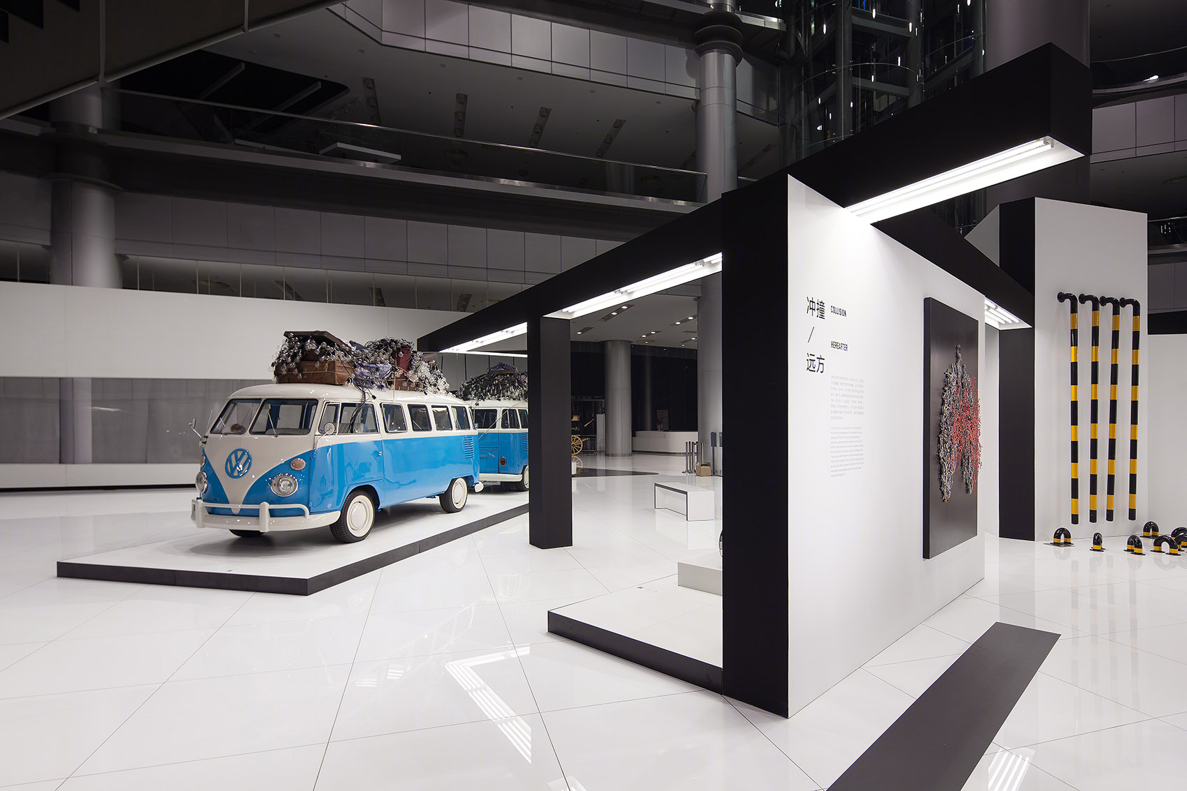 上海汽车博物馆“移动的狂想-汽车与当代艺术”展览空间设计-33