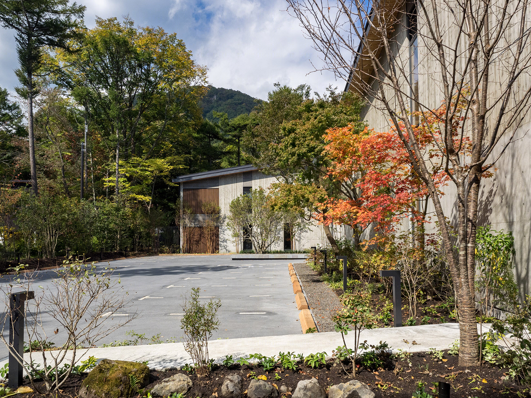 旧轻井泽Regina Resort酒店丨日本长野丨户田芳树风景计画-9