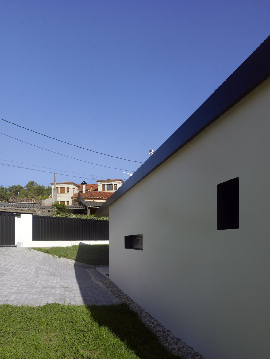 简约现代的西班牙租赁住宅-15