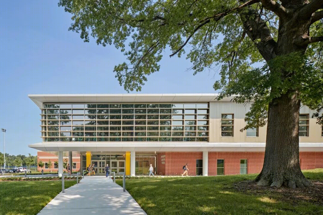 康涅狄格州圣约瑟夫大学运动中心丨美国哈特福德丨JCJ Architecture-6