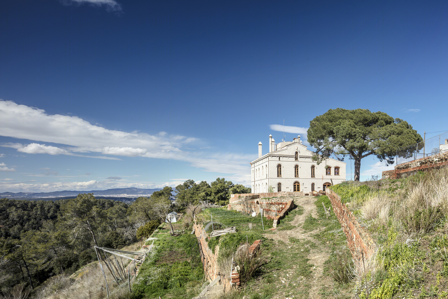 自给自足的西班牙 Valldaura 实验室修缮建筑-9