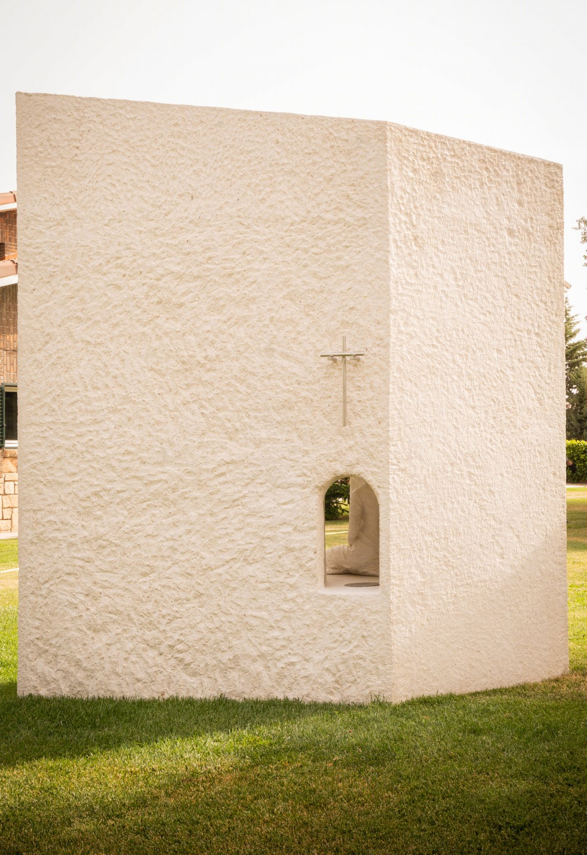 La Ermita de Lola 混凝土石窟纪念碑丨西班牙丨Ramos Alderete-21