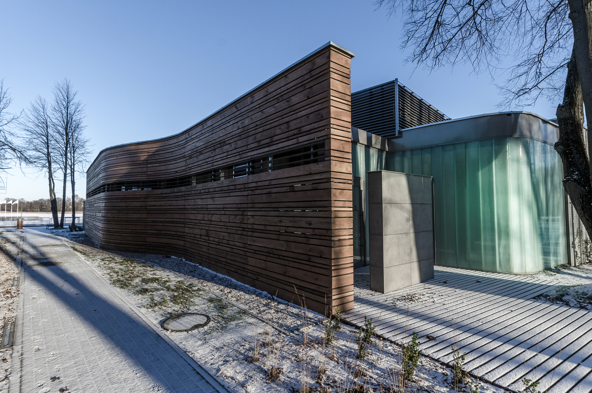 波兰奥尔什丁湖边休闲中心丨Dżus GK Architekci-25