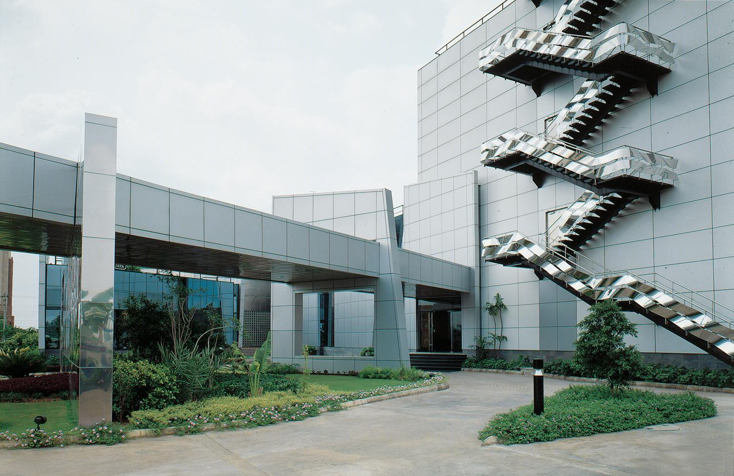 印度阿波罗轮胎公司办公楼丨Morphogenesis 建筑事务所-11