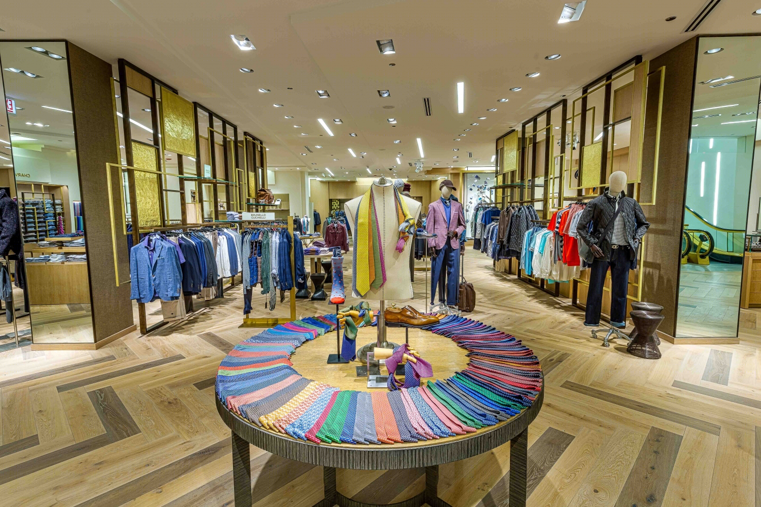 哈奇森联合建筑事务所丨服装店丨芝加哥的第五人商铺-21