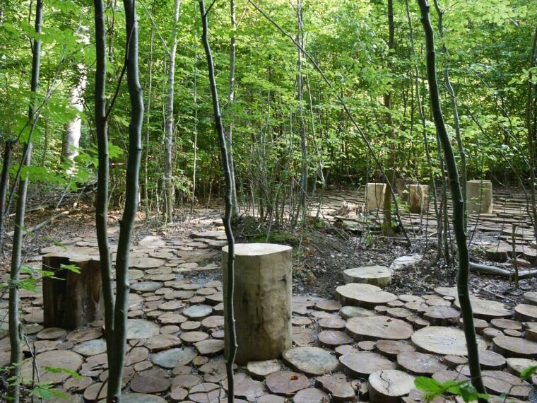 瑞士“丛林广场” · 融入自然的软旅游景观设计丨Studio Vulkan Landschaftsarchitektur-17