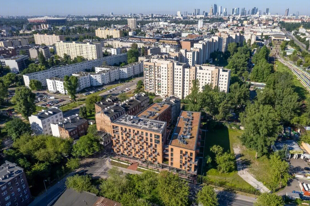 华沙 Praga 区工业风改造公寓丨波兰华沙丨TZA-7