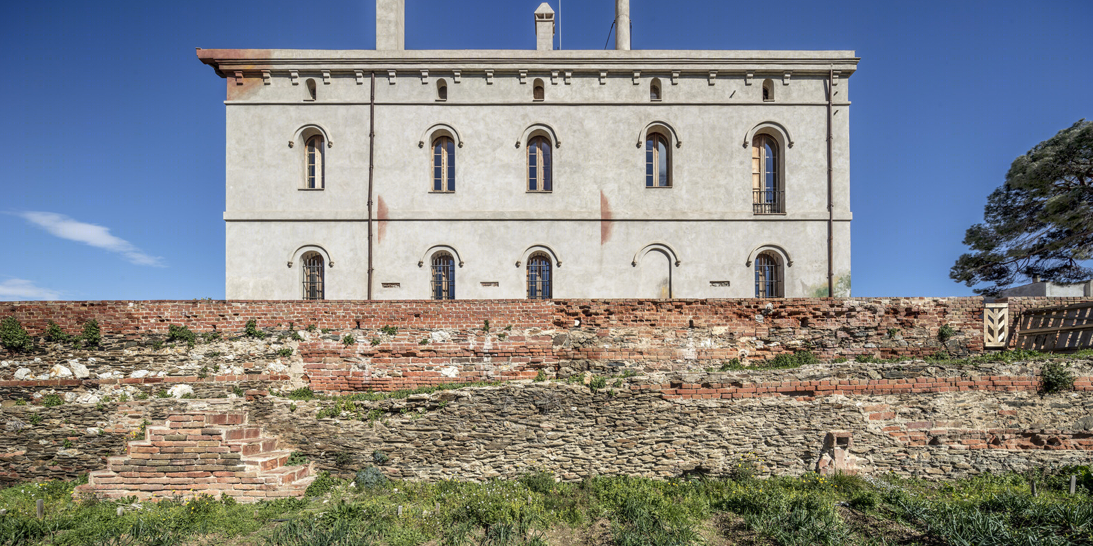 自给自足的西班牙 Valldaura 实验室修缮建筑-10