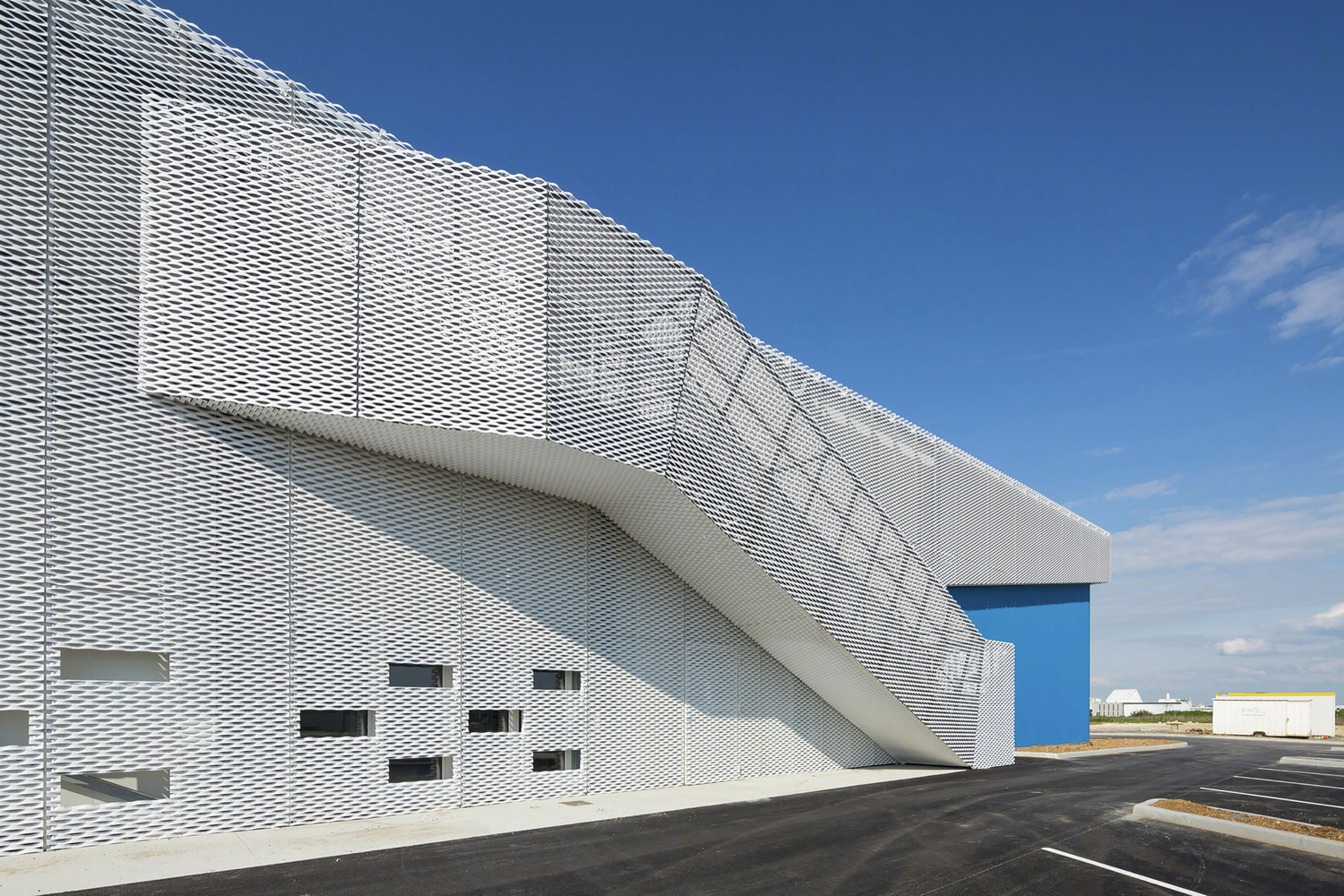 法国 HDE 17 商业区丨Poggi architecture-35