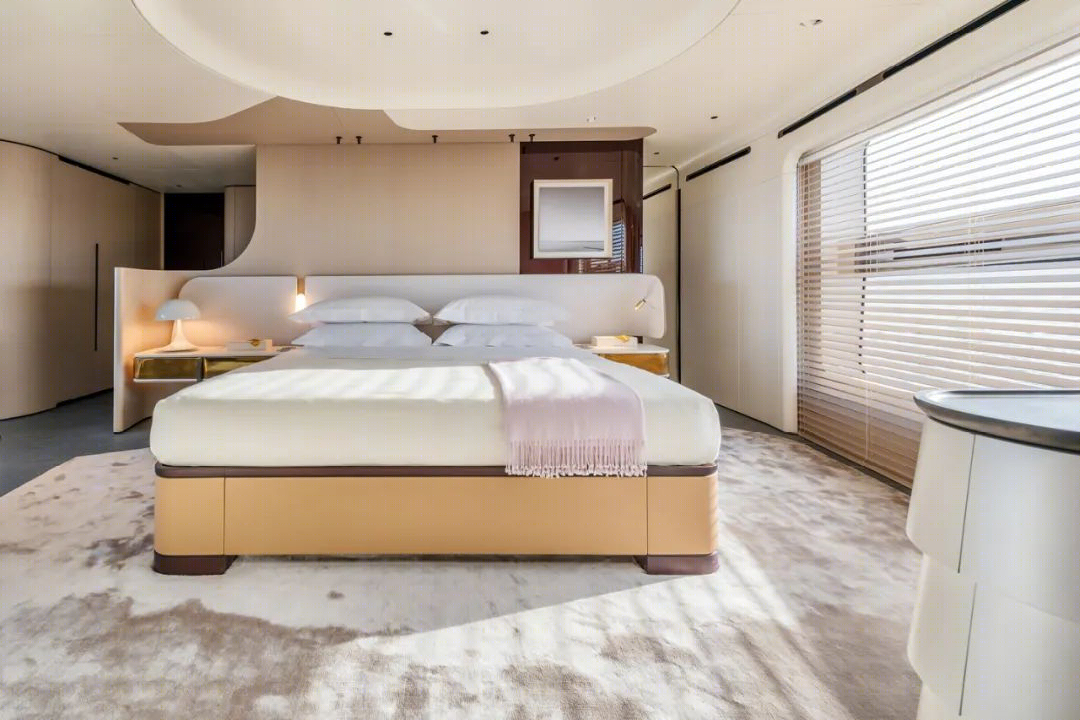 Azimut Grande Trideck · 三甲板超级游艇丨意大利丨Alberto Mancini 游艇设计公司-38