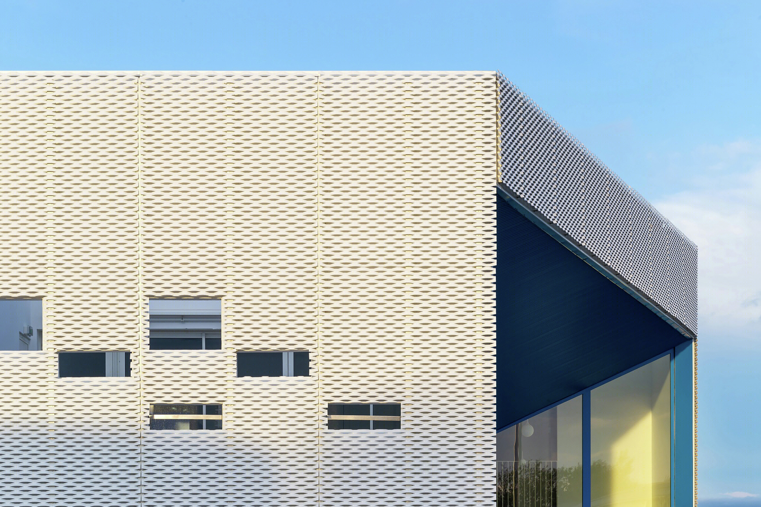 法国 HDE 17 商业区丨Poggi architecture-36