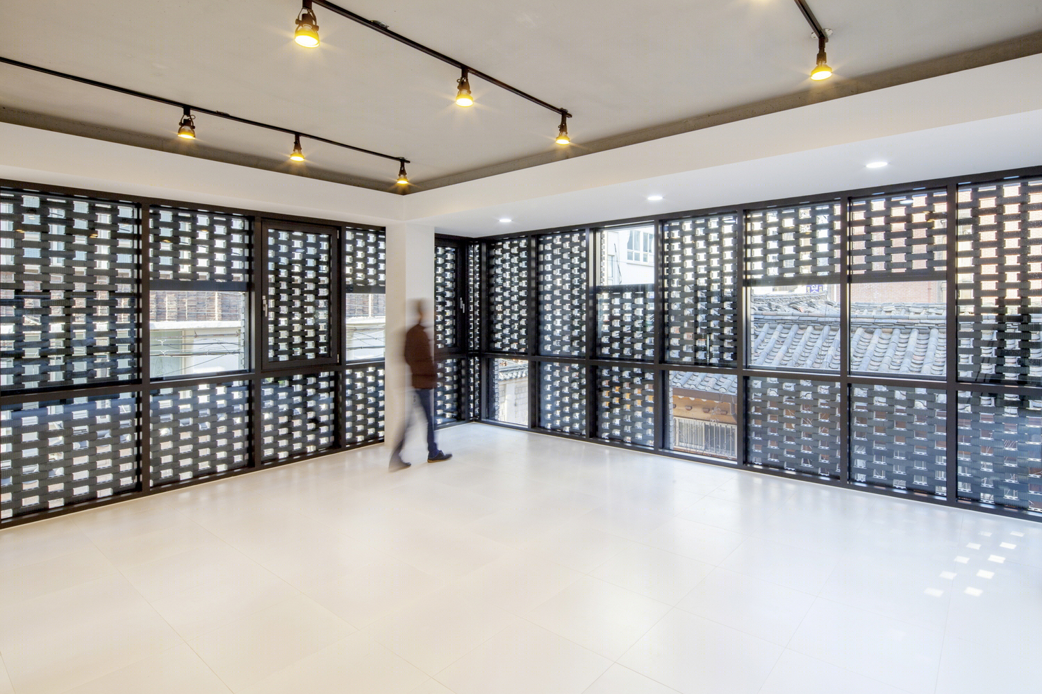 韩国Brick·Mesh混合用途建筑-24