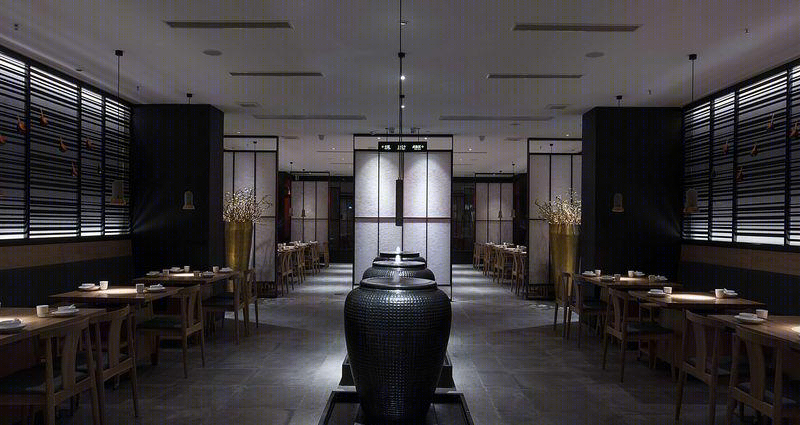 本素旗舰店 | 官艺打造隔而不断的私密用餐空间-11