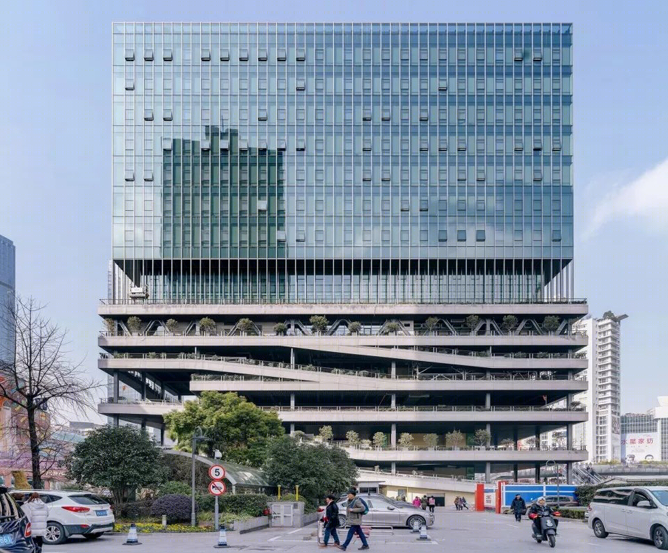 上海徐家汇 T20 大厦 | 城市绿洲中的高效办公空间-4