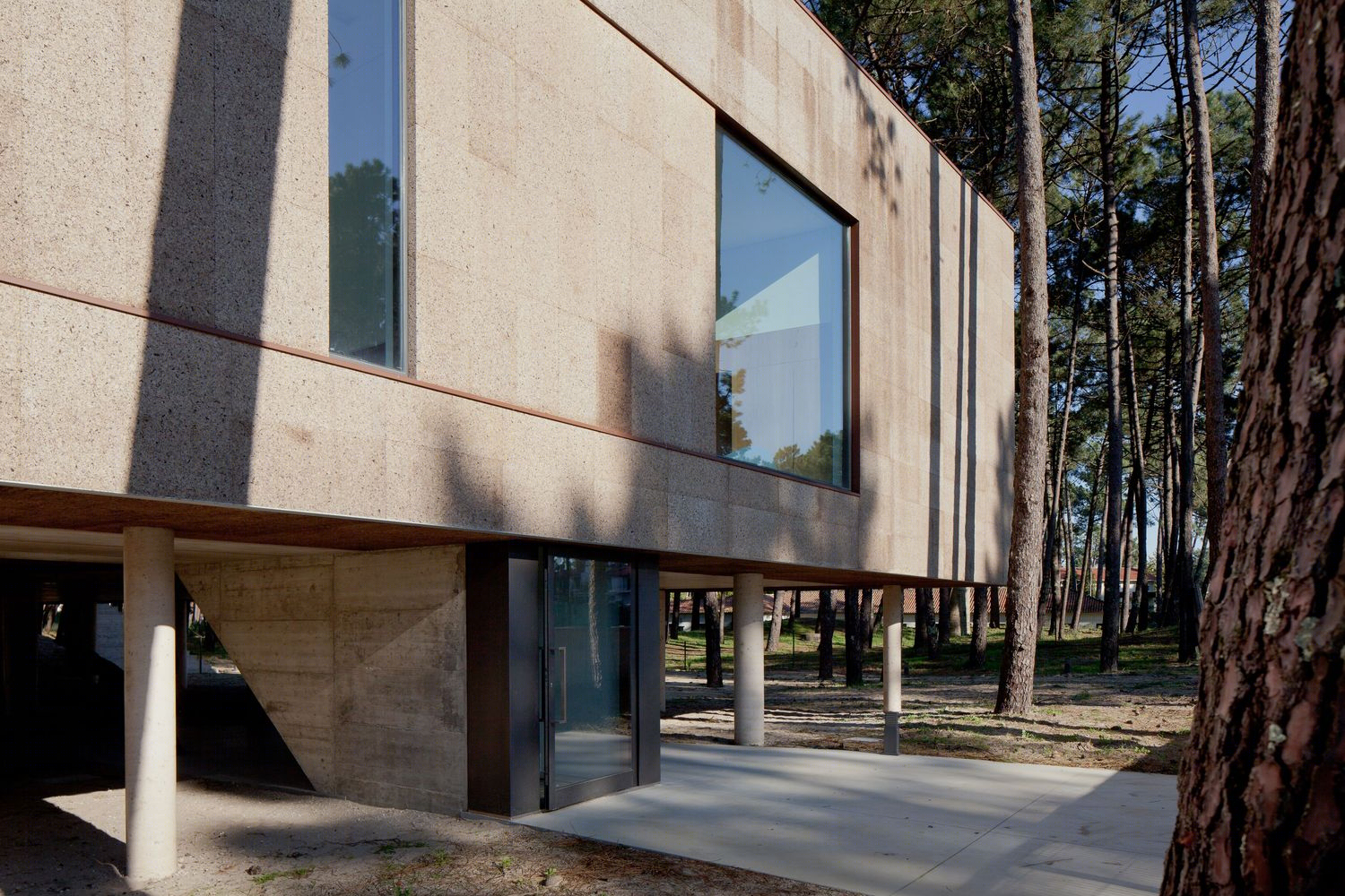 葡萄牙高性能冲浪中心丨Branco Cavaleiro Architects-14