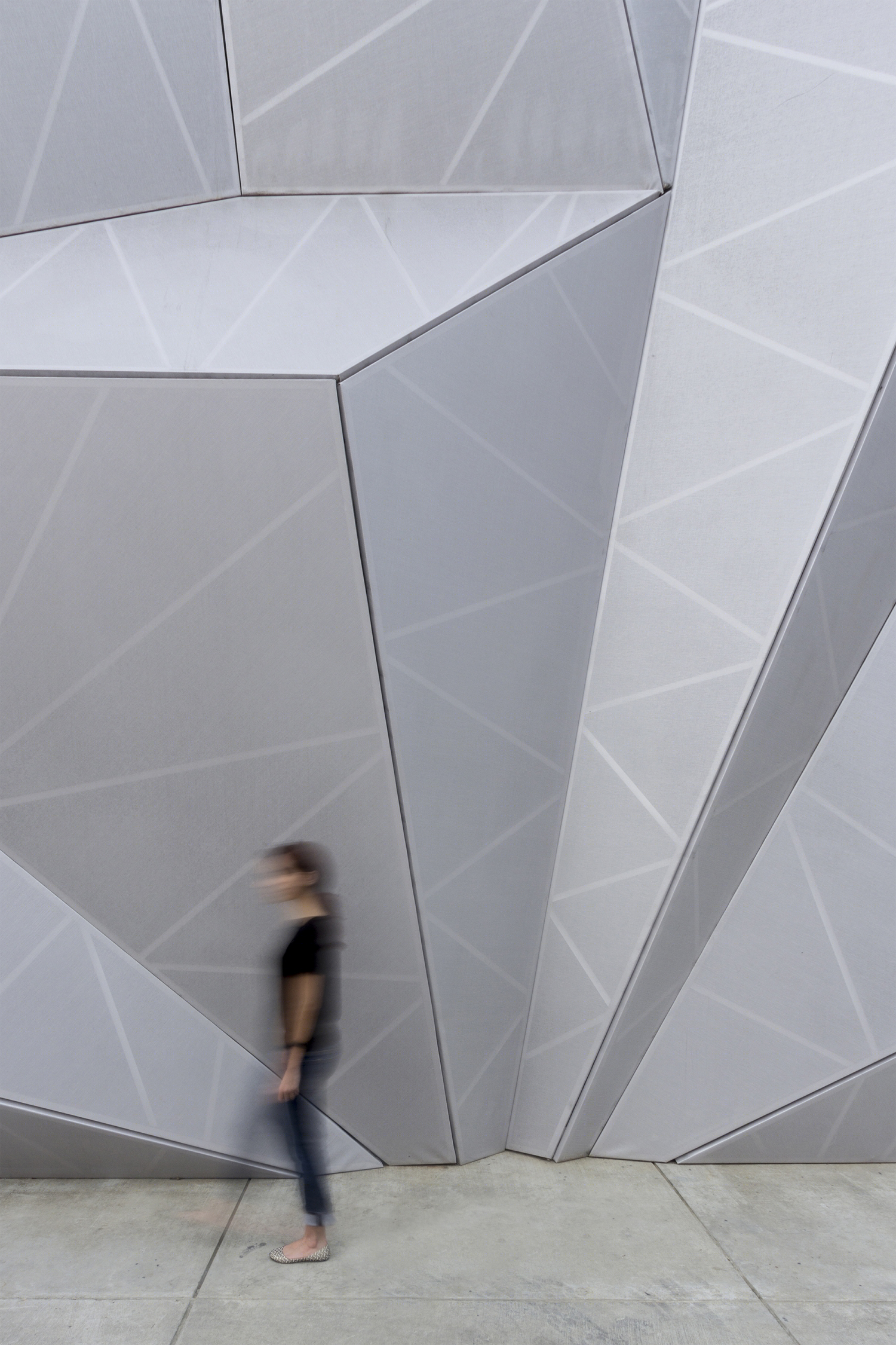 瓜亚基尔积分灯光商业建筑丨Jannina Cabal & Arquitectos-20