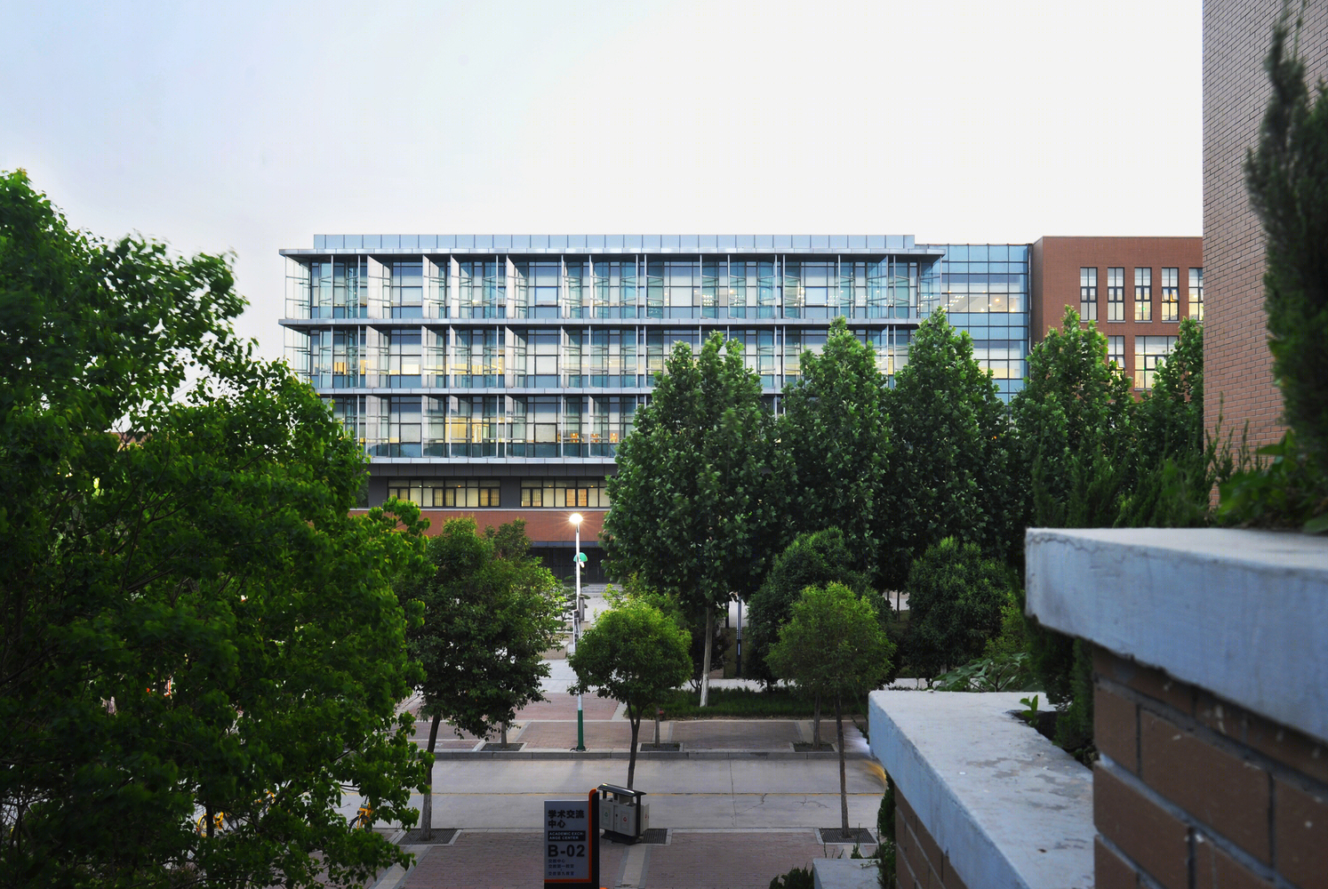 河南新乡医学院三全学院图书馆-5