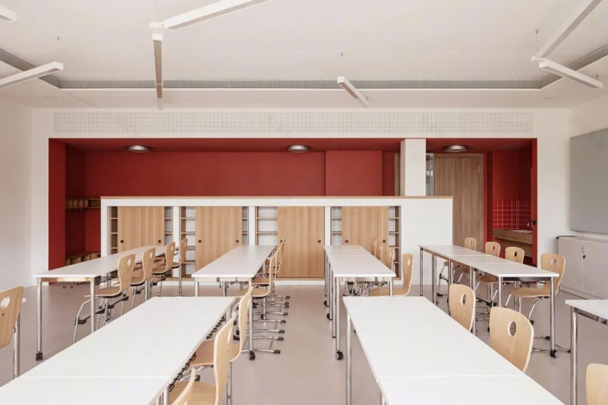 慕尼黑南站小学建筑群 | 五彩混凝土框架的雕塑立面-17