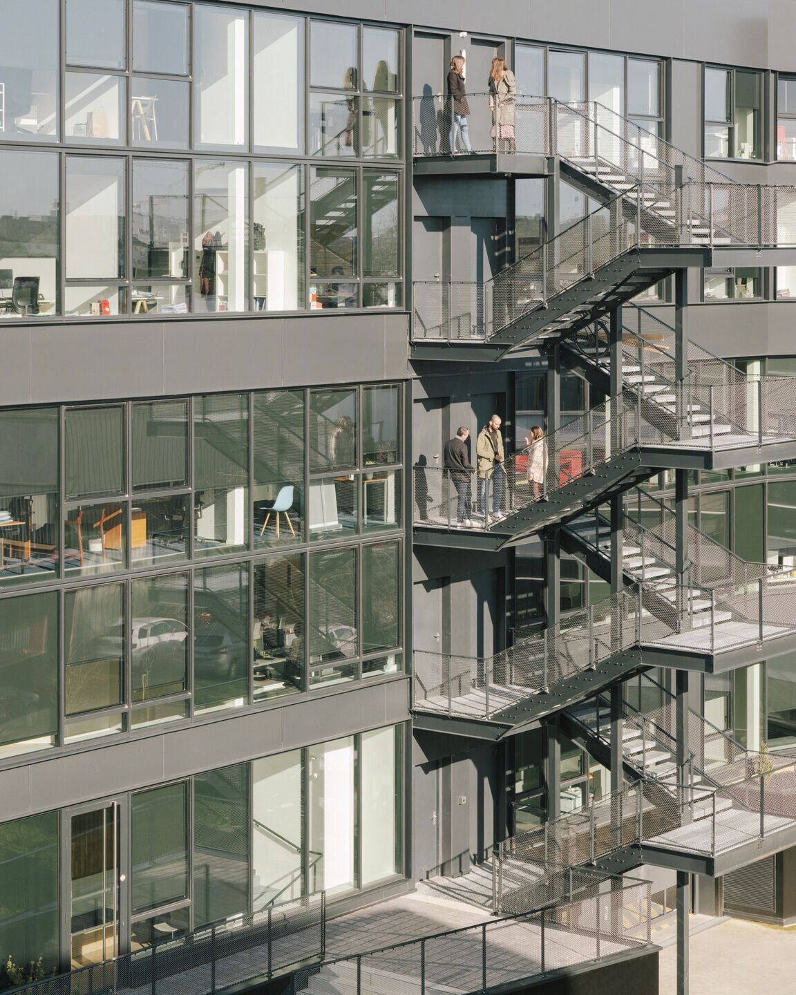 法国雷恩市现代办公建筑丨a,LTA architectes  urbanistes-25