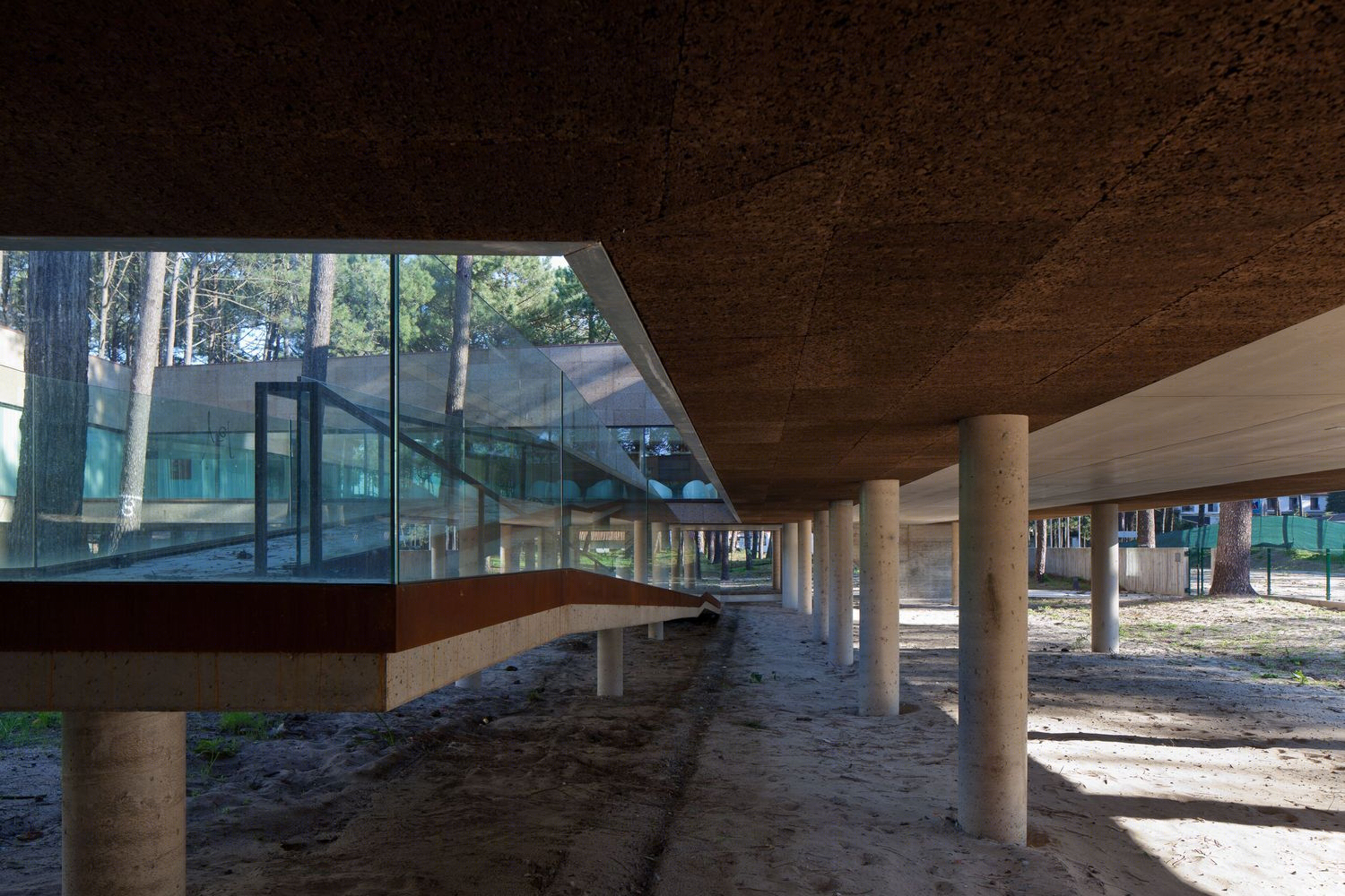 葡萄牙高性能冲浪中心丨Branco Cavaleiro Architects-17