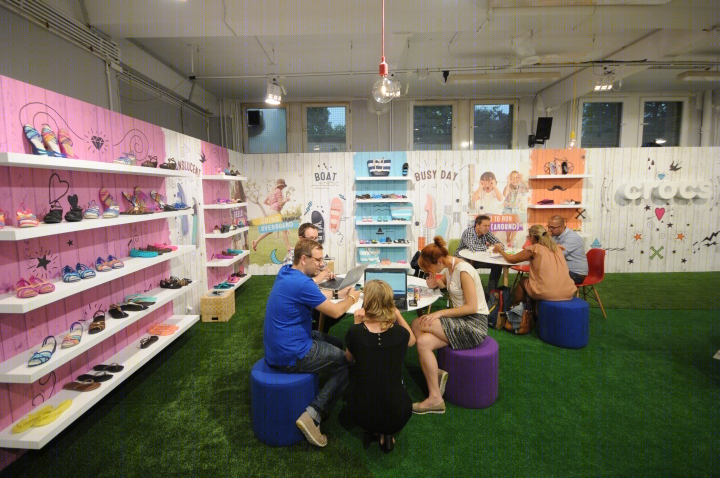 德国柏林Crocs鞋展-17