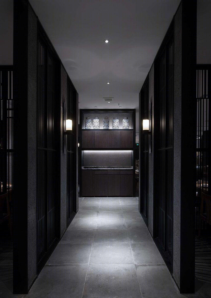 本素旗舰店 | 官艺打造隔而不断的私密用餐空间-14