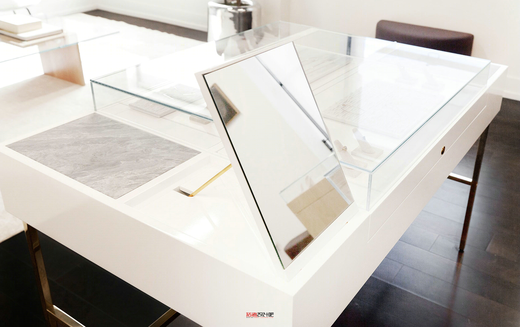 量身定制，优雅呈现——Early Work 打造珠宝展示空间-9