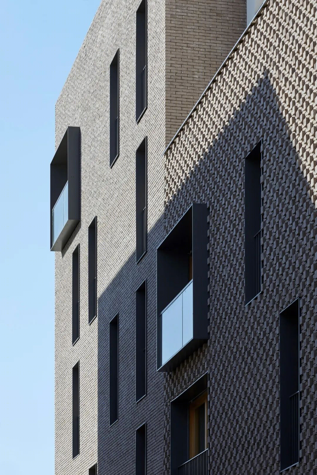 城市小巷中的立体建筑艺术丨法国丨RMDM 建筑事务所-19