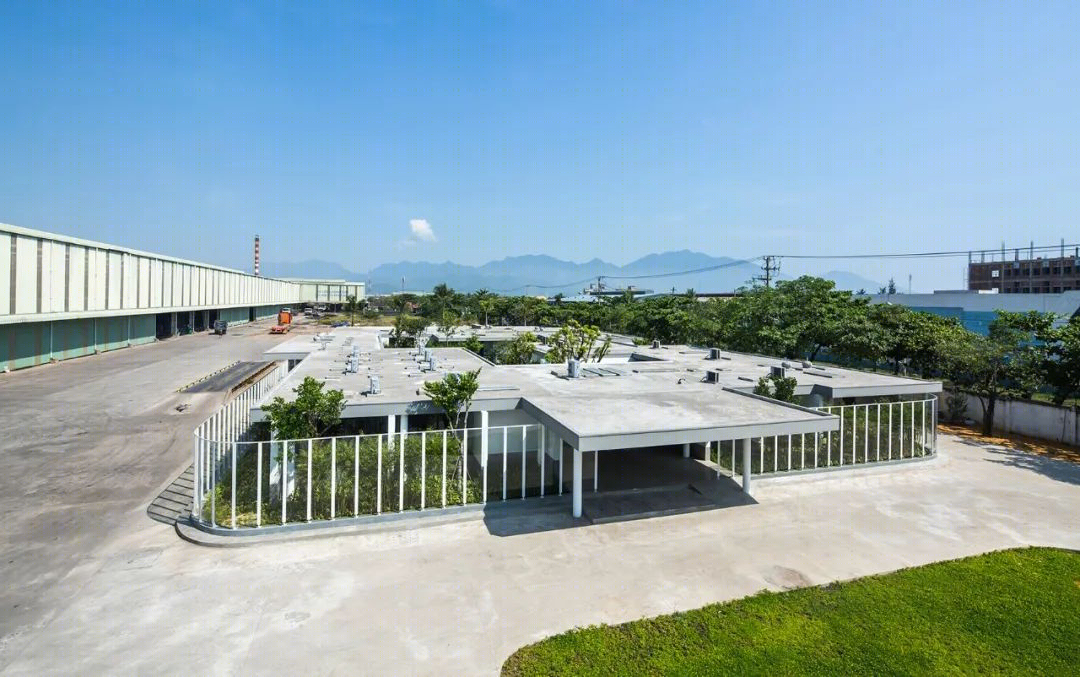 融合自然与工业的越南岘港办公楼丨kientruco-6