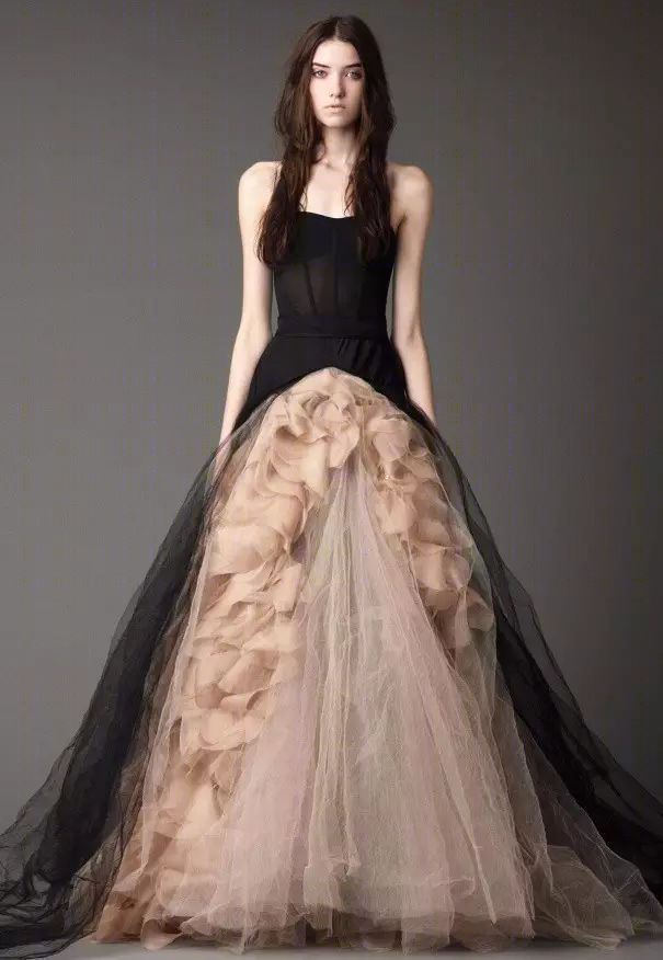 时尚帝国缔造者 Vera Wang 的婚纱艺术-28