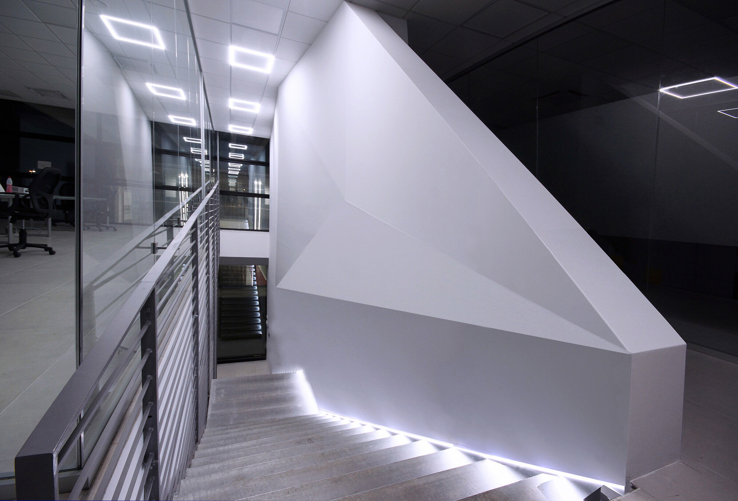 绿色画廊 · 罗可可·瓦伦蒂尼建筑的工业之美丨意大利库内奥丨ROCCO VALENTINI ARCHITECTURE-59