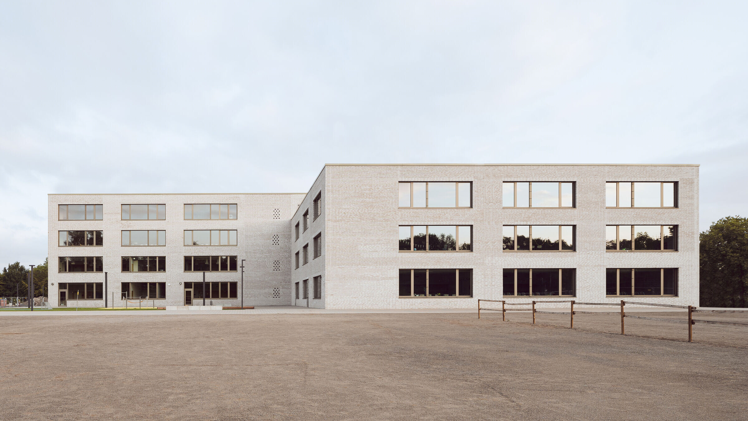 德国埃森 Gustav Heinemann 综合学校丨Sehw Architektur-18