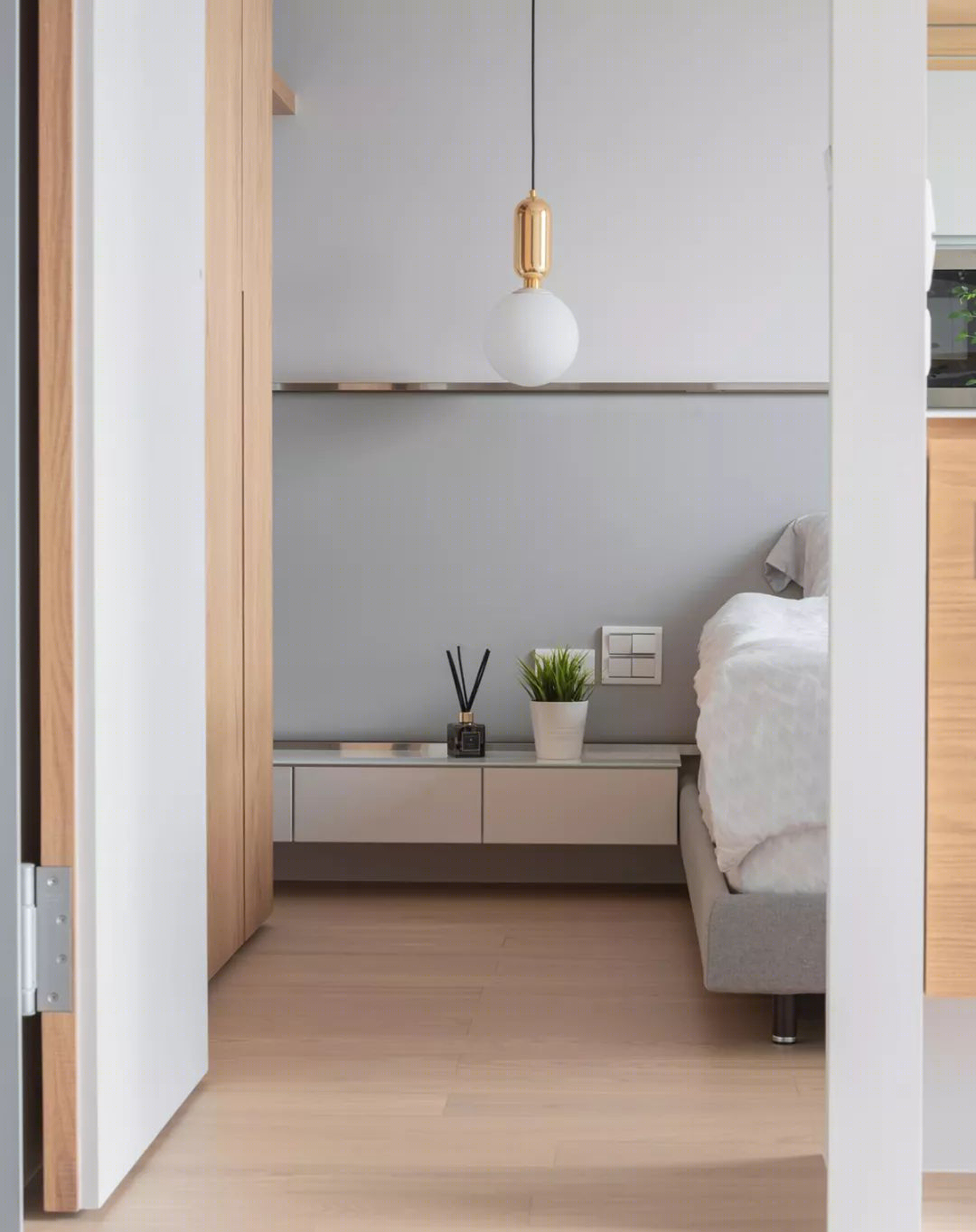 温馨木质小屋，实用收纳空间-31