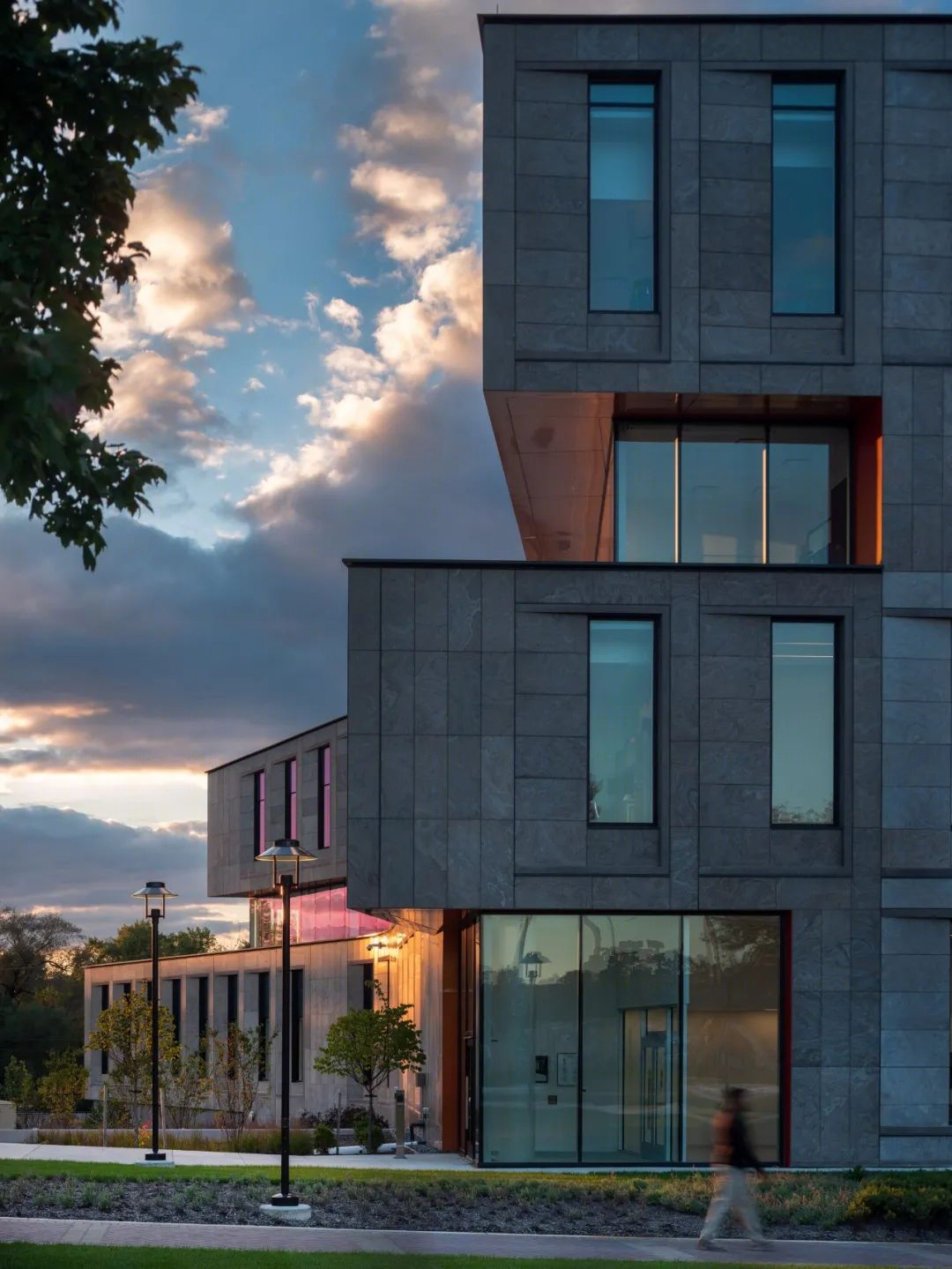 摩根州立大学学生服务中心丨美国巴尔的摩丨Teeple Architects与GWWO Architects合作-37