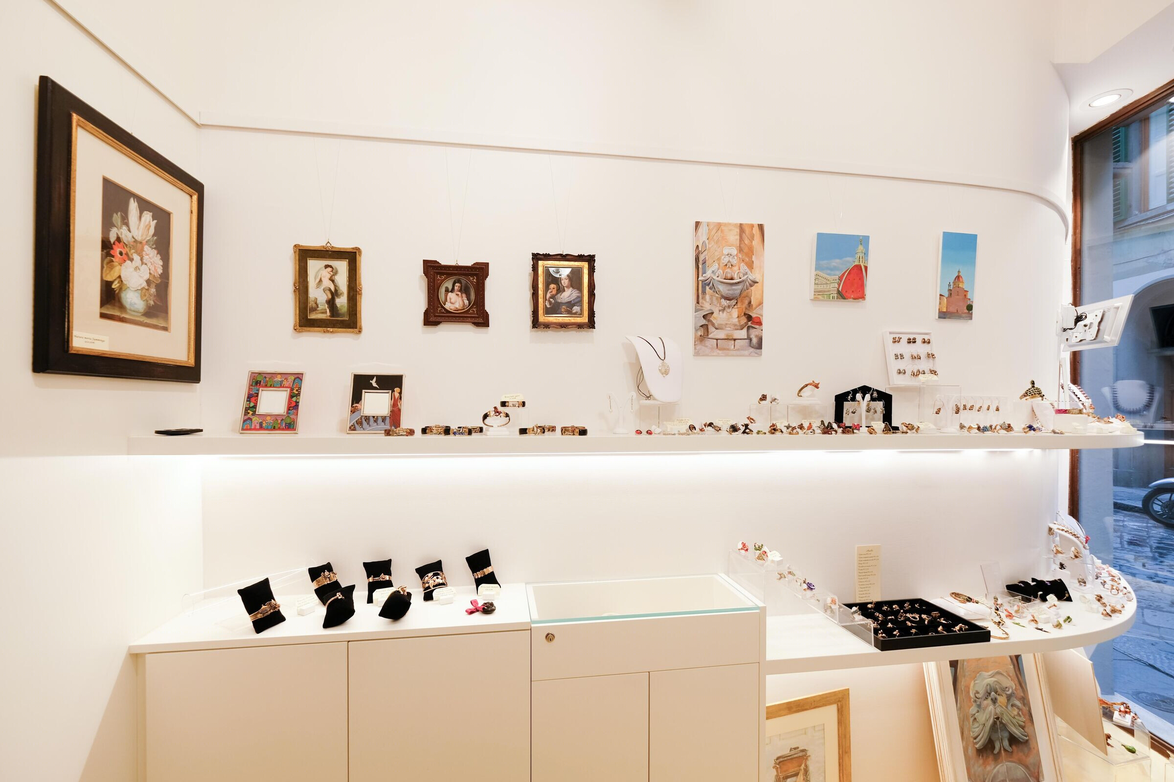 佛罗伦萨迷你艺术品展示空间-19