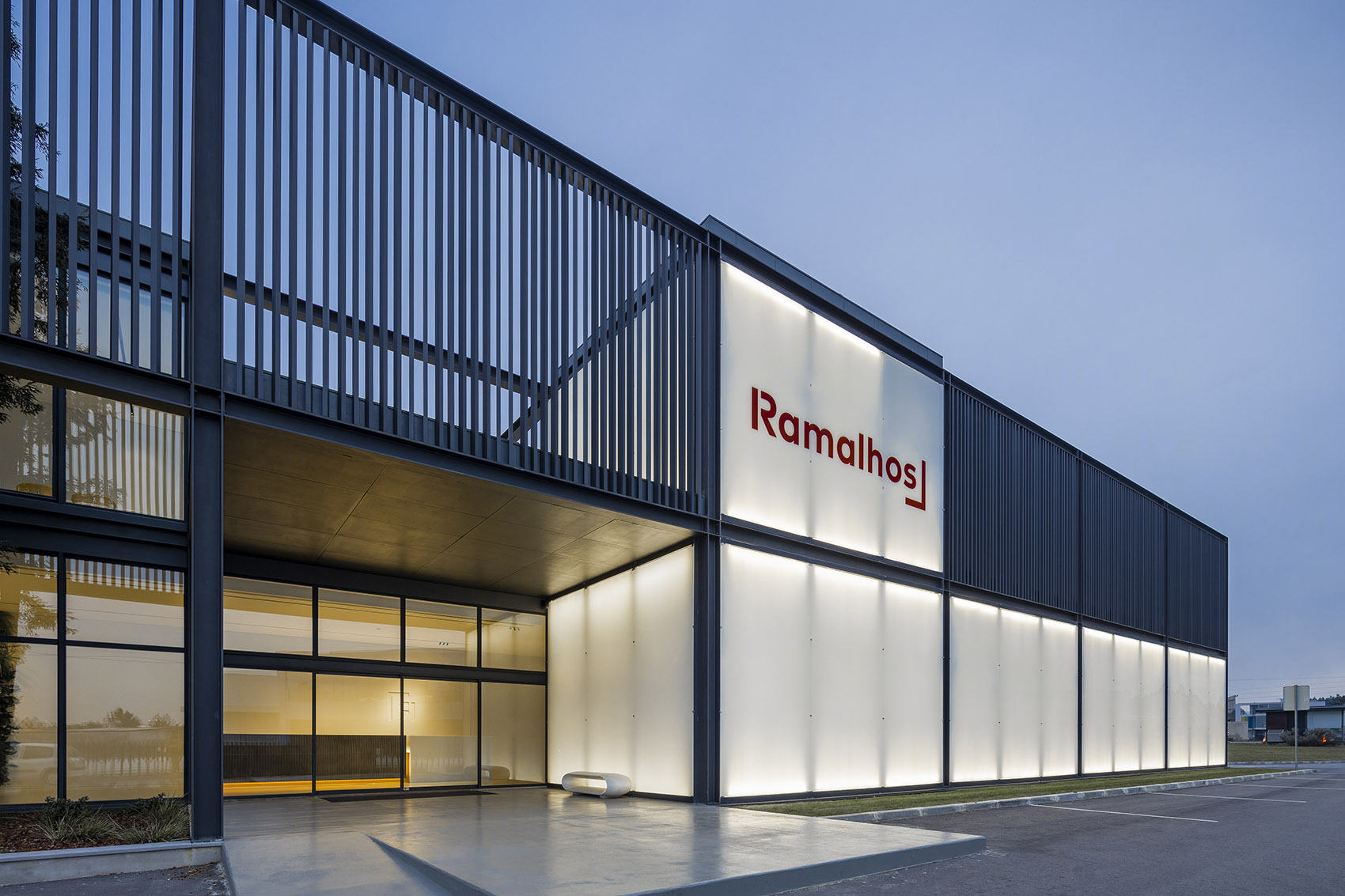 Ramalhos 办公空间改造丨葡萄牙丨Ivo Tavares Studio-11