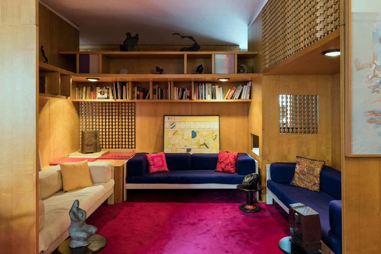米兰 Triennale 设计博物馆展示 Ettore Sottsass 的紧凑公寓设计-18