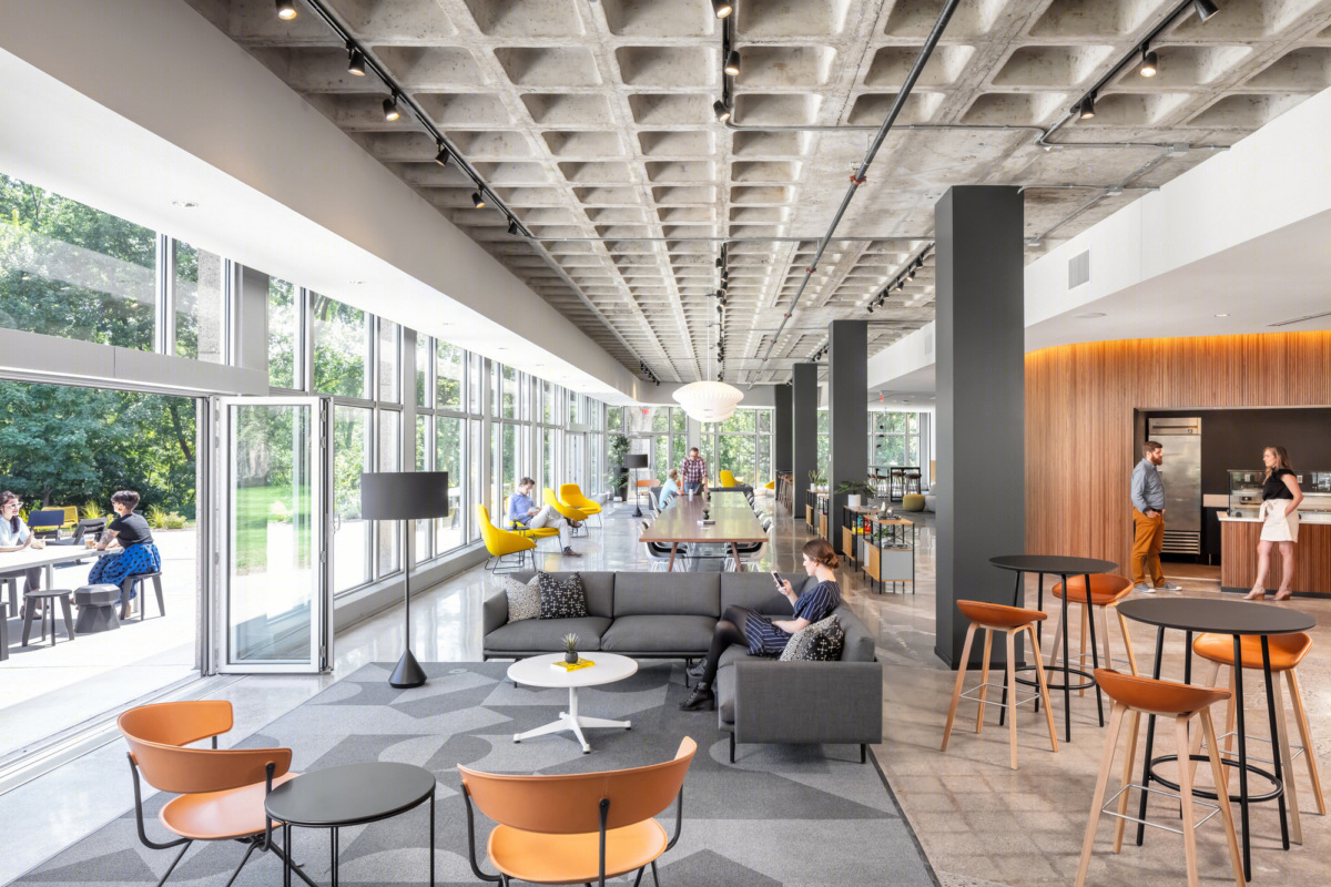 "3701 Wayzata 绿色公园式办公空间"-11