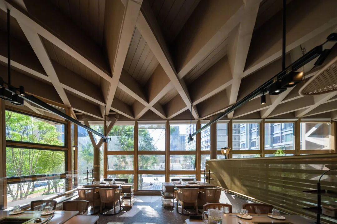交子大道木屋顶餐厅丨中国成都丨BEHIVE 致野建筑-40