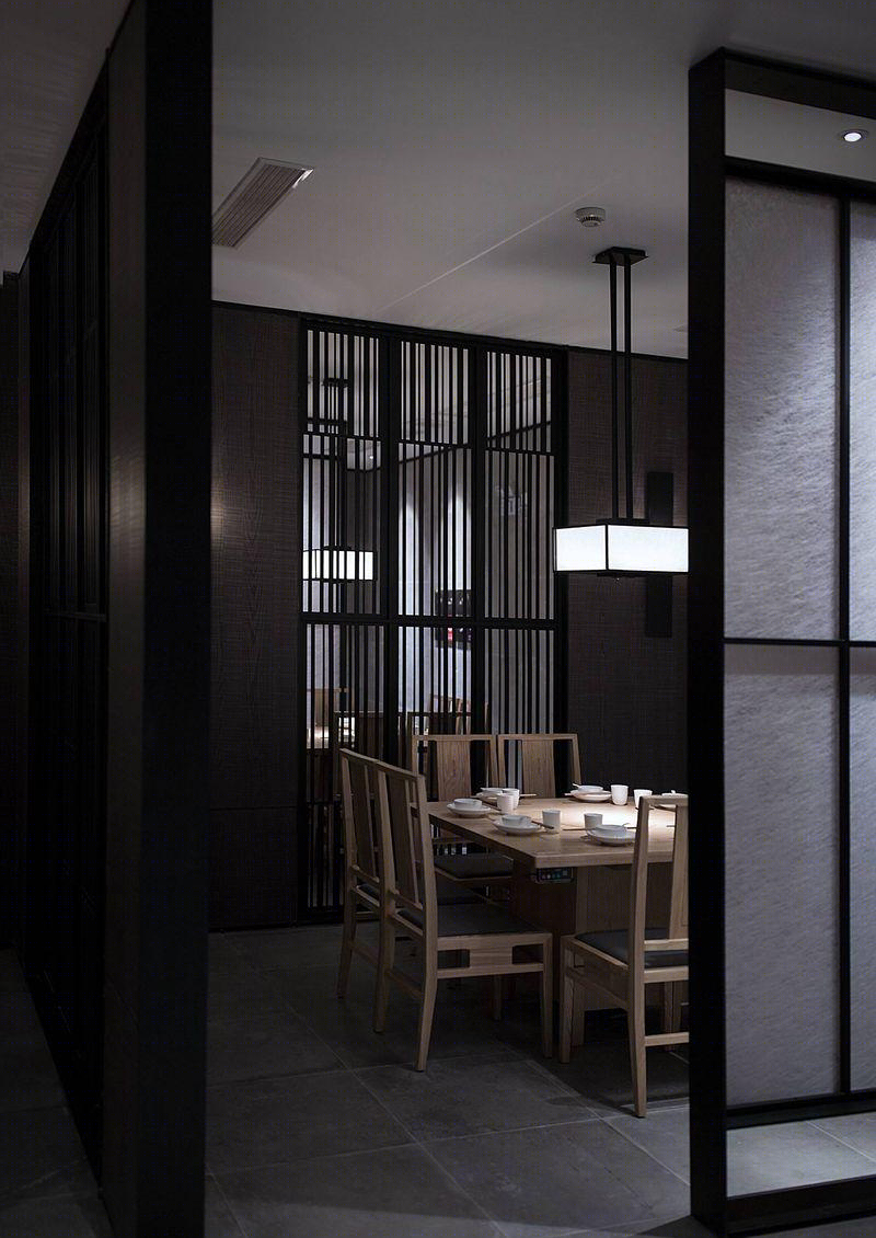 本素旗舰店 | 官艺打造隔而不断的私密用餐空间-16